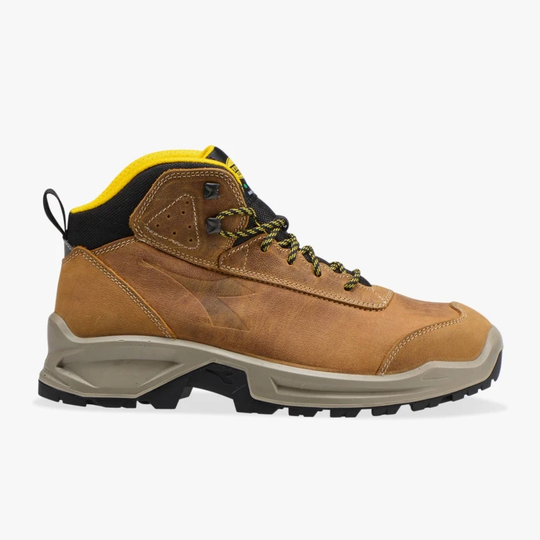 Zapatos de seguridad Diadora Country Mid S3 SRC 701.177654