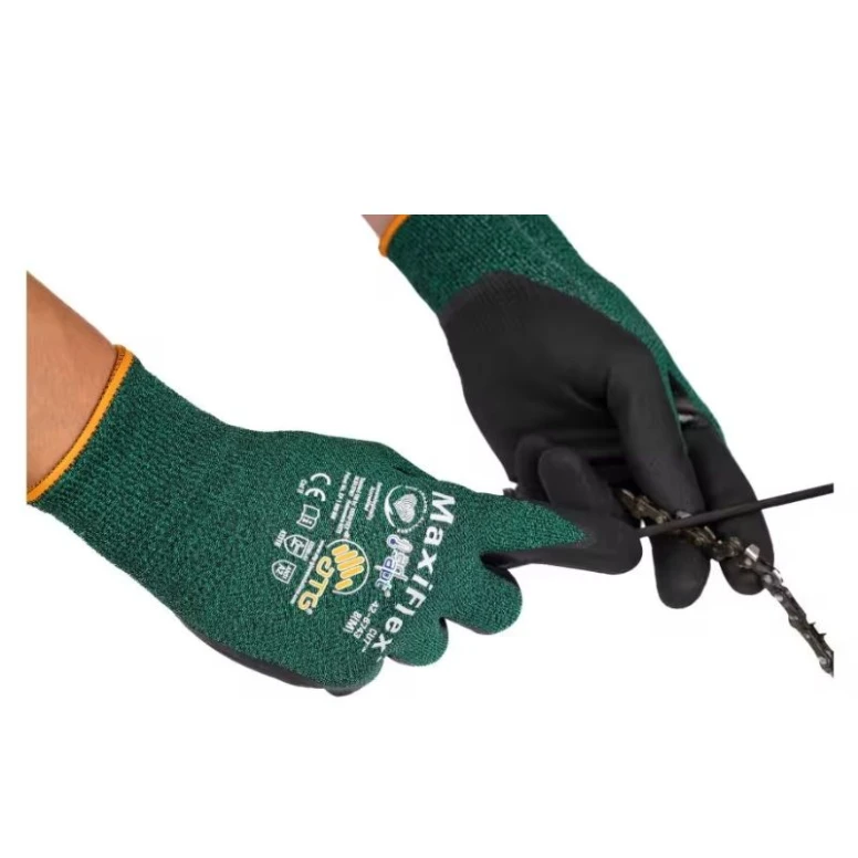 12 pares de guantes de trabajo ATG Maxiflex Cut 42-8743 recubiertos de nitrilo compatibles con pantalla táctil