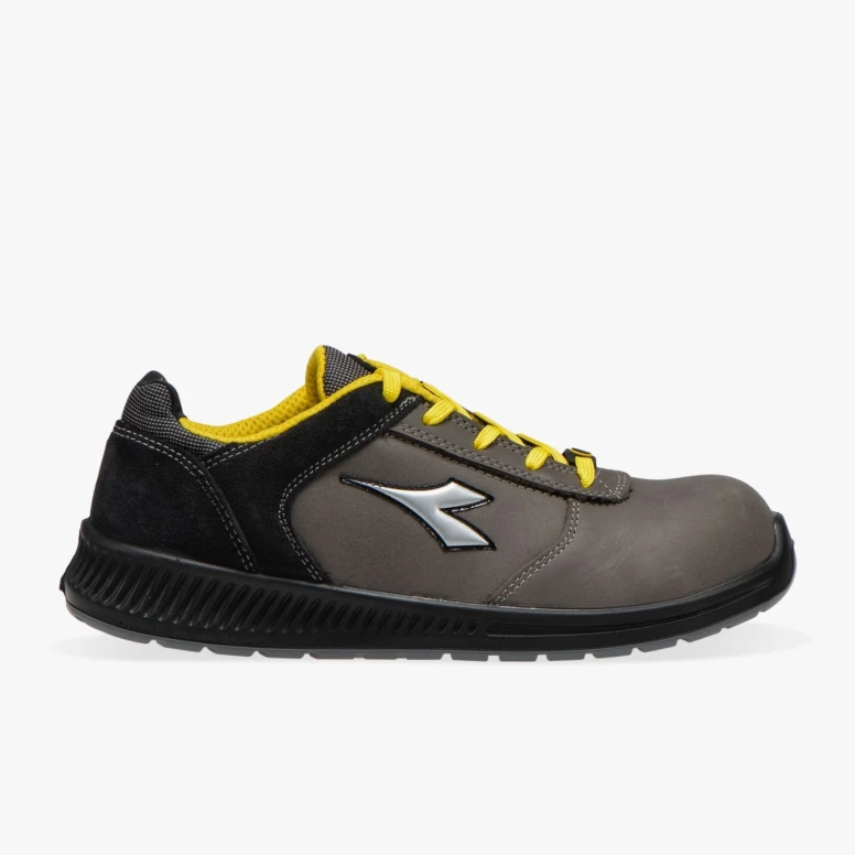 Liquidación total - Zapatos de seguridad Diadora Formula Low S3 SRC ESD 701.175524 Número 40 Color Negro